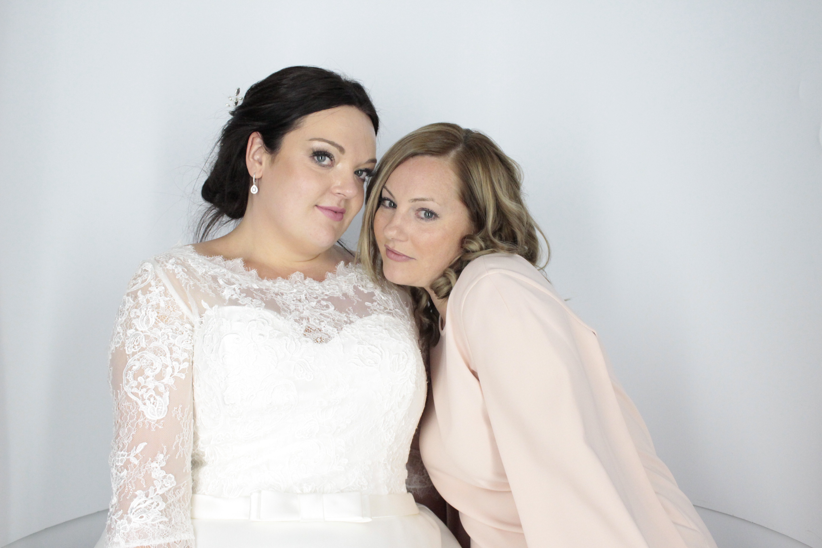 Emma & Karl's Wedding | View more photos from the event at gallery.myphotoboothexperience.co.uk/u/MyPhotoBoothExperienceLtd/Emma-Karls-Wedding